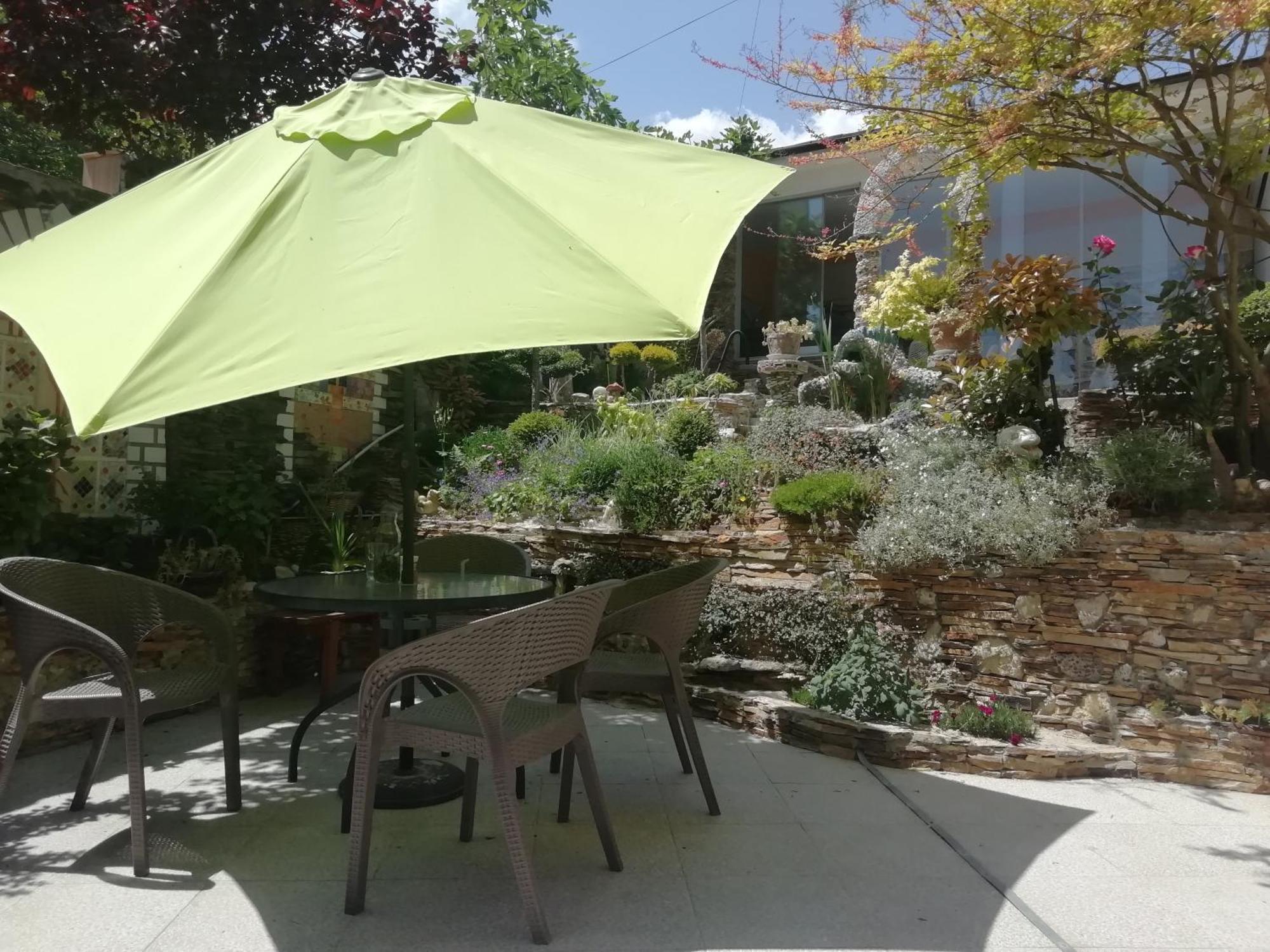 Ema Guest House Варна Екстериор снимка